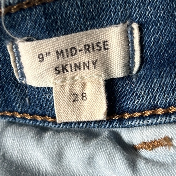 Madewell 9” Mid-Rise Skinny Jeans - Picture 5 of 10